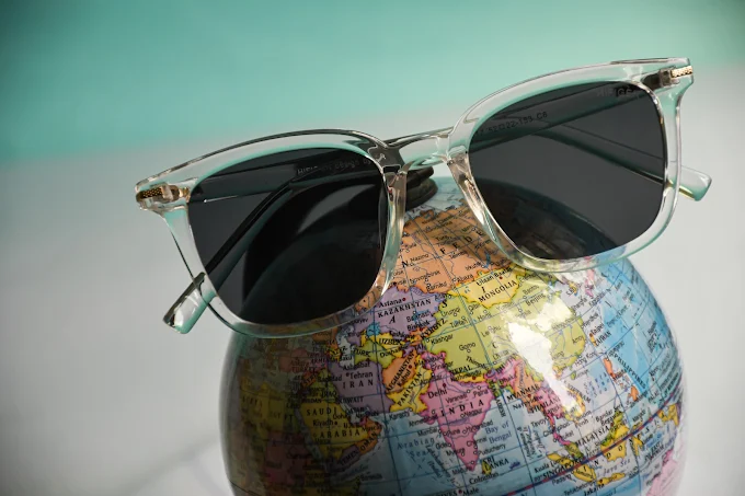 Why Blue Light Glasses Are Essential for Screen Users